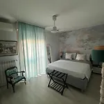 Facibeni Con Parking Homestay *