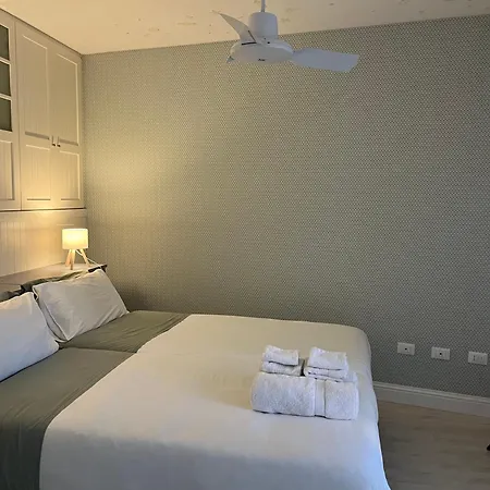 民宿 Facibeni Con Parking *